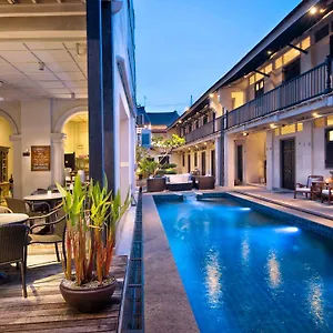 Hotel Noordin Mews George Town